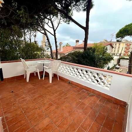 Nuevos Apartamentos Frente Al Mar Y A La Playa Castelldefels Ngoại thất bức ảnh