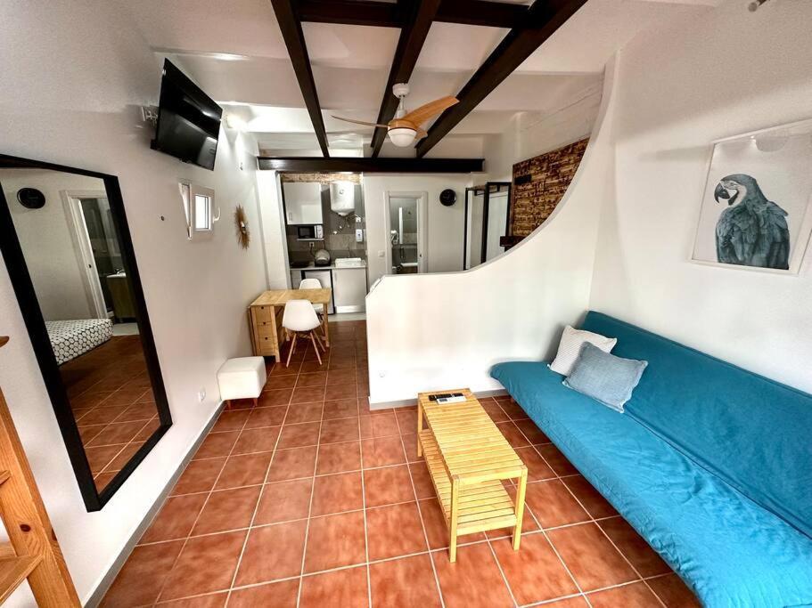 Nuevos Apartamentos Frente Al Mar Y A La Playa Castelldefels Ngoại thất bức ảnh