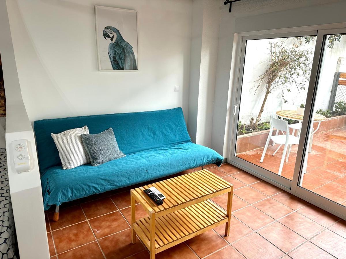 Nuevos Apartamentos Frente Al Mar Y A La Playa Castelldefels Ngoại thất bức ảnh